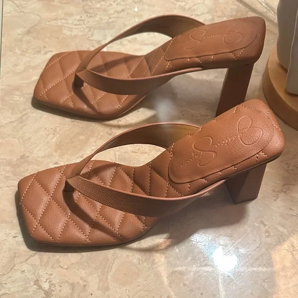 Jessica Simpson Brown Quilted Leather Women's Sandals - Picture 5 of 5